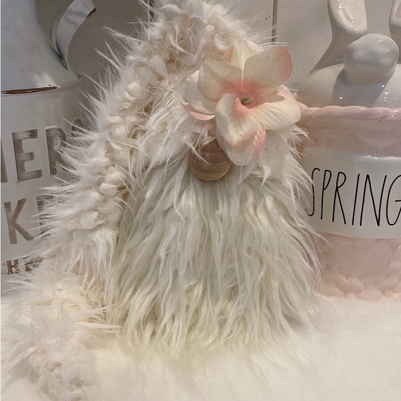 🌸Shabby Chic Flower Gnome, Spring Gnome, Easter Gnome, Tier Tray Decor - Picture 2 of 4